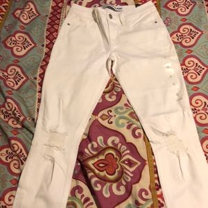 NEW WITH TAGS! White cropped/ripped jeans size 4!